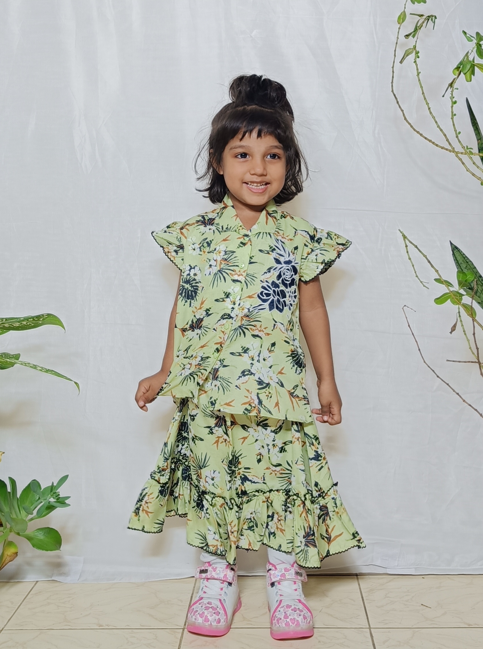 ফ্লোরাল স্কার্ট-টপ সেট